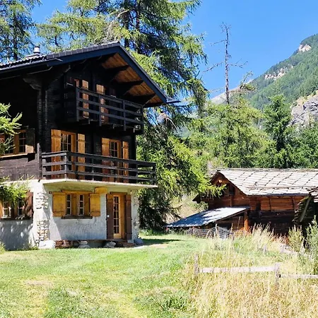 L Houtot Alpehytte Lannaz