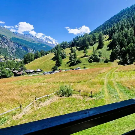 Alpehytte L Houtot *